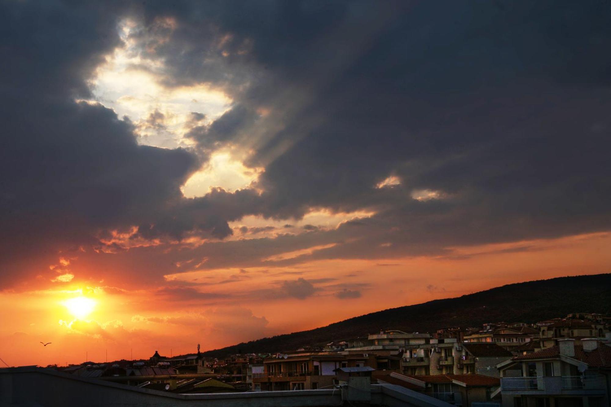 JBH Hotel Sveti Vlas Buitenkant foto