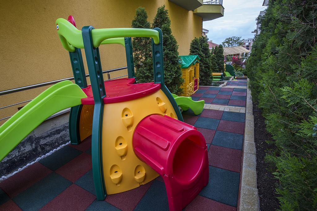 JBH Hotel Sveti Vlas Buitenkant foto