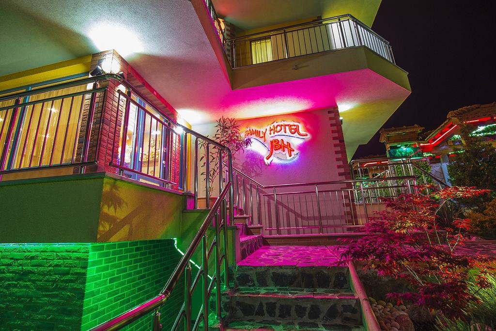 JBH Hotel Sveti Vlas Buitenkant foto