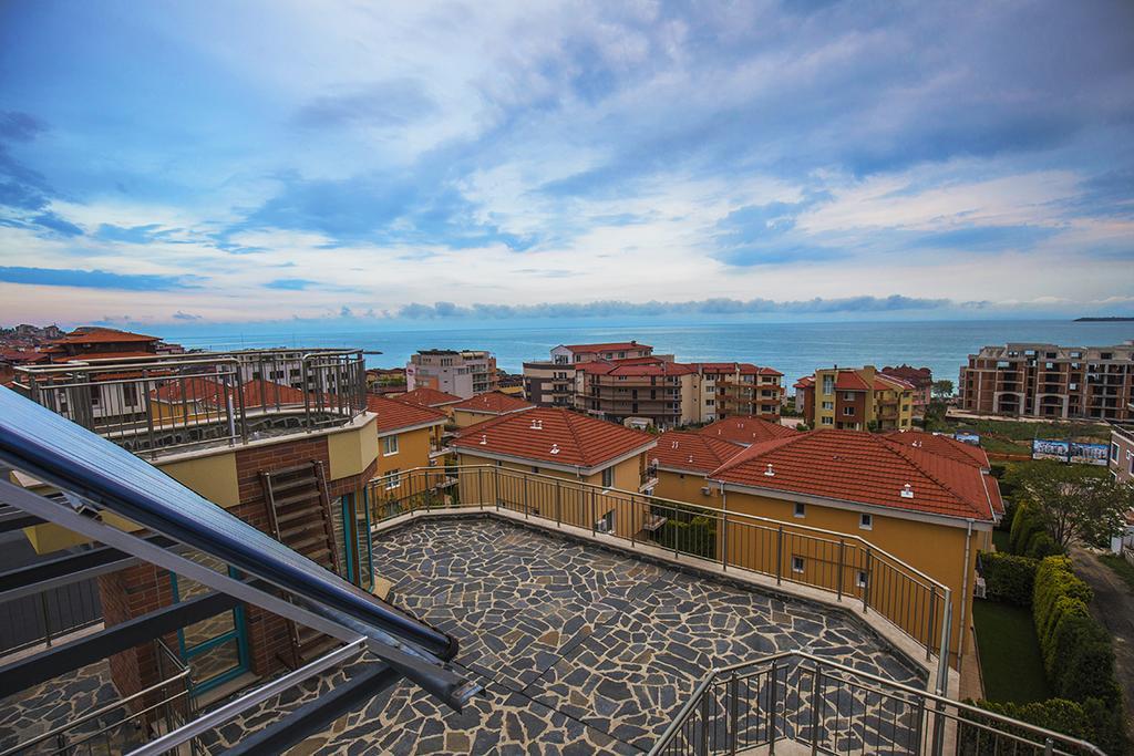 JBH Hotel Sveti Vlas Buitenkant foto