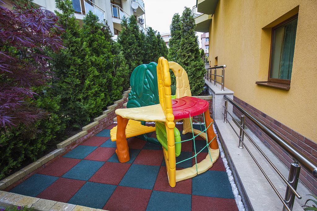 JBH Hotel Sveti Vlas Buitenkant foto