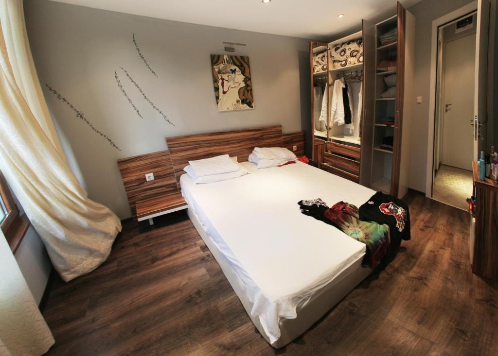 JBH Hotel Sveti Vlas Buitenkant foto
